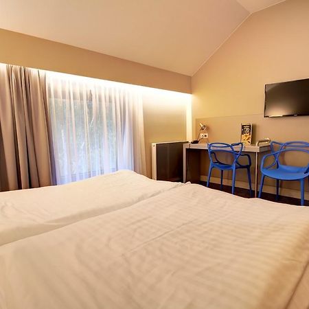 Auto Port Przytoczna Bed & Breakfast Nowa Niedrzwica Екстериор снимка